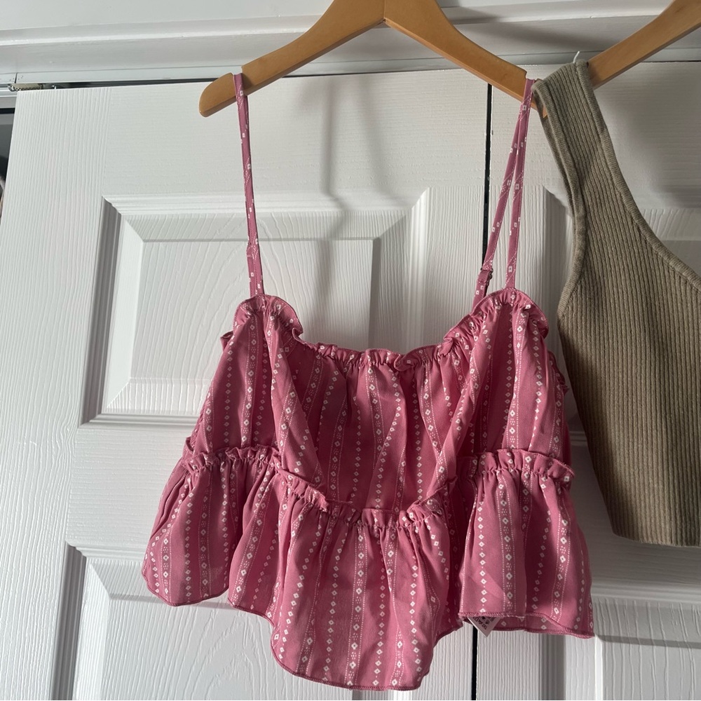 Forever 21 Crop Top Pink Women's Top Size Small